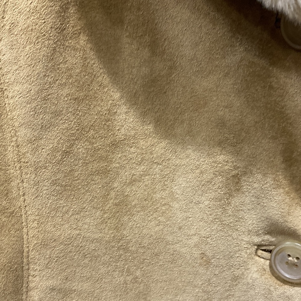 Vest - Picture 3 of 8